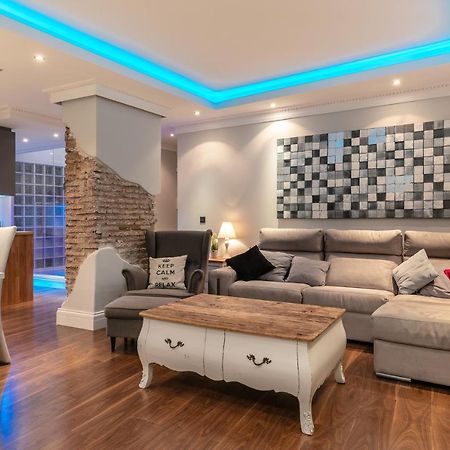 Weforyou 2 Bedrooms Penthouse At Malaga Center المظهر الخارجي الصورة